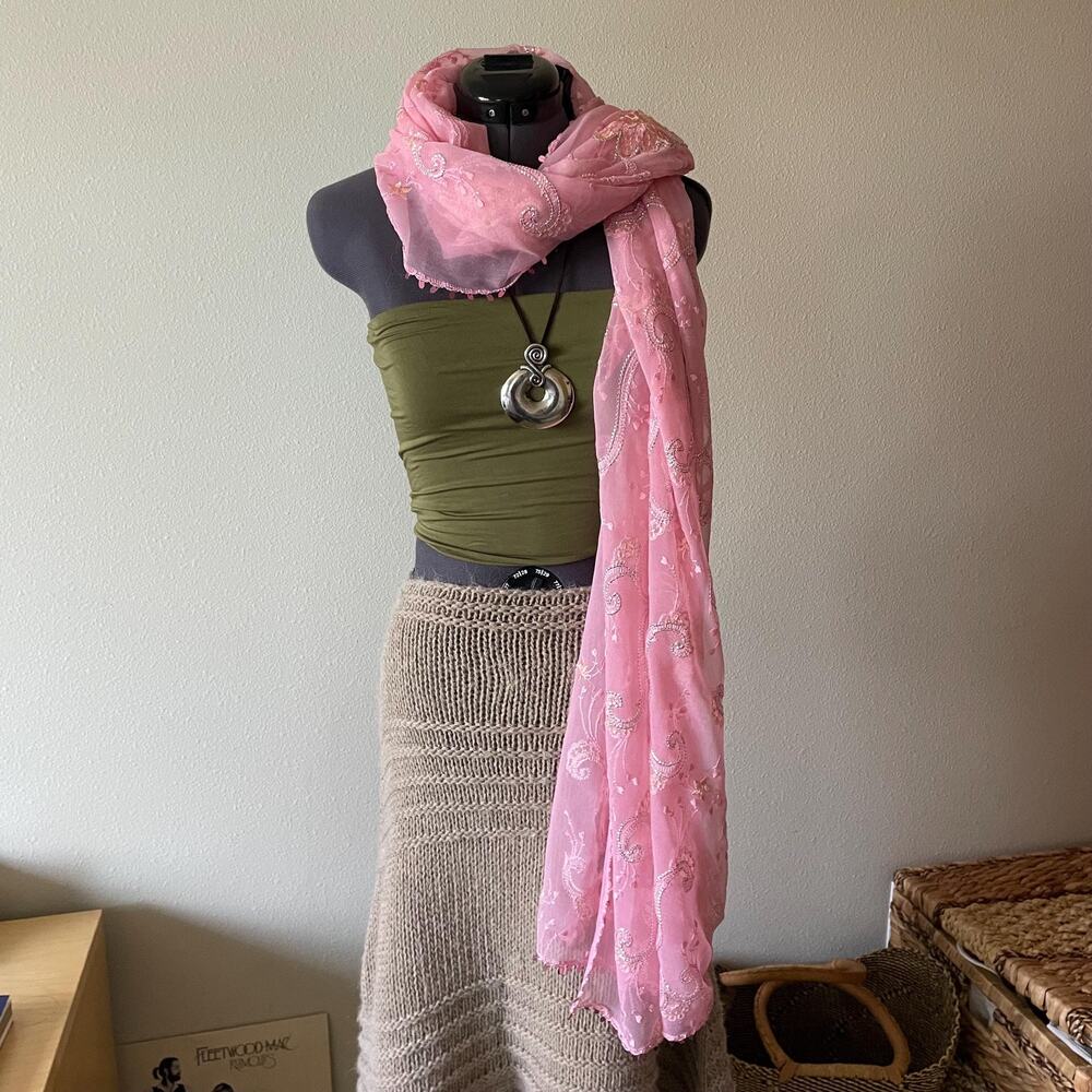 Y2K vintage 2000s pink embroidered beaded scarf shawl wrap floral - Picture 5 of 7